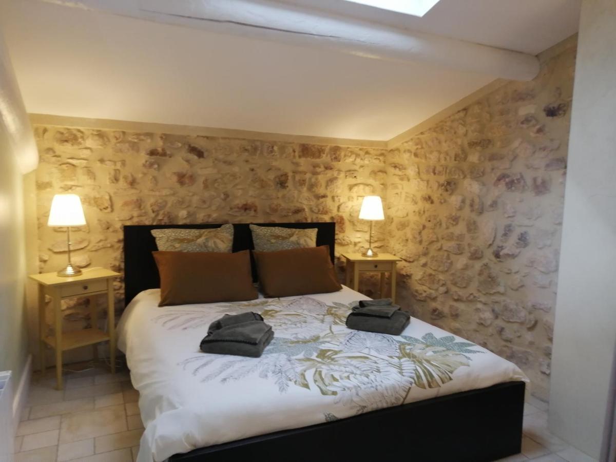 Gite De L Ancienne Poste Bourdic Ngoại thất bức ảnh